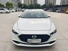 2020 Mazda 3 2.0L 100, белый — фото 2
