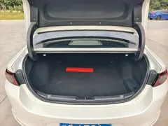 2020 Mazda 3 2.0L 100, белый — фото 10