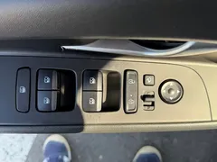 2022 Hyundai Elantra 1.5L CVT LUX, белый — фото 8