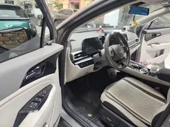 2023 Kia Sportage 1.5T — фото 12