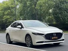 2022 Mazda 3 2.0L AT, белый — фото 3