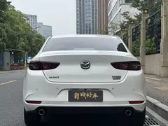 2022 Mazda 3 2.0L AT, белый — фото 21