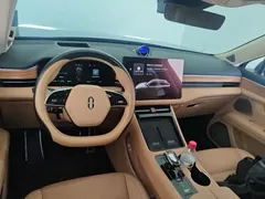 2024 Aito M5 EREV Max RWD Advanced Smart Driving, чёрный — фото 5