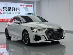 2021 Audi A3 Sportback 35 TFSI, белый — фото 2