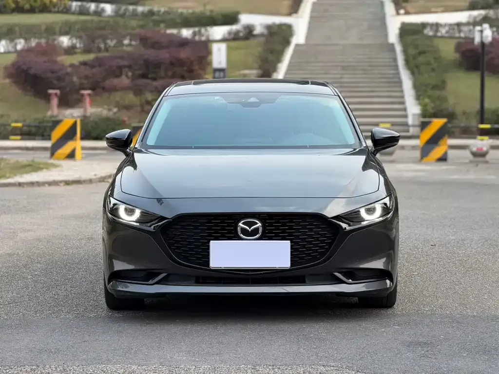 2022 Mazda 3 2.0L AT
