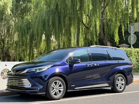 2021 Toyota Sienna 2.5L