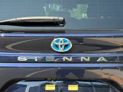 2021 Toyota Sienna 2.5L, синий — фото 8