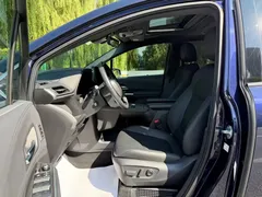 2021 Toyota Sienna 2.5L, синий — фото 9