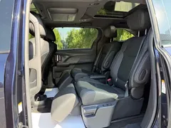 2021 Toyota Sienna 2.5L, синий — фото 11