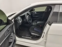 2021 BMW 2 Series 225i M, белый — фото 9