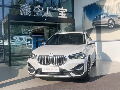 2022 BMW X1