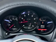 2021 Porsche Macan 2.0T, белый — фото 13