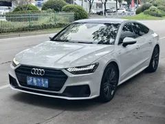 2022 Audi A7 45 TFSI, белый — фото 1