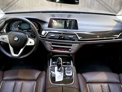2021 BMW 7 Series 730Li Luxury Package — фото 14