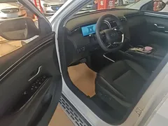 2021 Hyundai Tucson L 1.5T DCT LUX, белый — фото 15