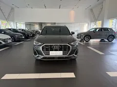 2022 Audi Q3 45 TFSI quattro Fashion Sport — фото 3