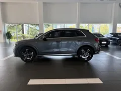 2022 Audi Q3 45 TFSI quattro Fashion Sport — фото 4