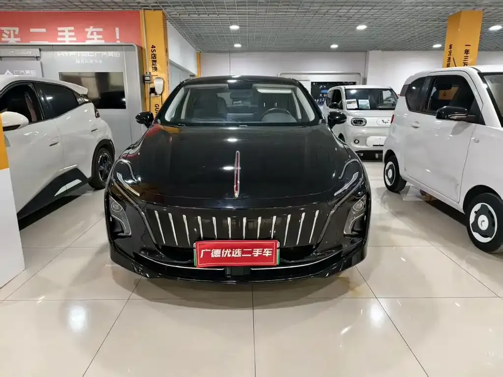 2024 Hongqi E-QM5 560km PLUS