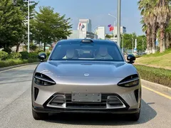 2025 Xiaomi YU7 RWD Long Range — фото 2