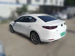 2022 Mazda 3 2.0L, белый — фото 23