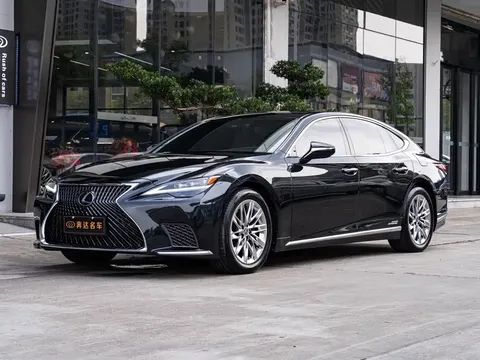 2021 Lexus LS 500h