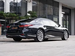 2021 Lexus LS 500h, чёрный — фото 3