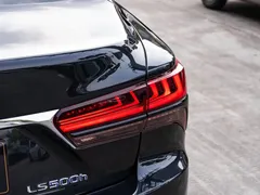 2021 Lexus LS 500h, чёрный — фото 7
