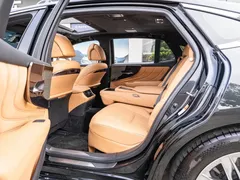 2021 Lexus LS 500h, чёрный — фото 10