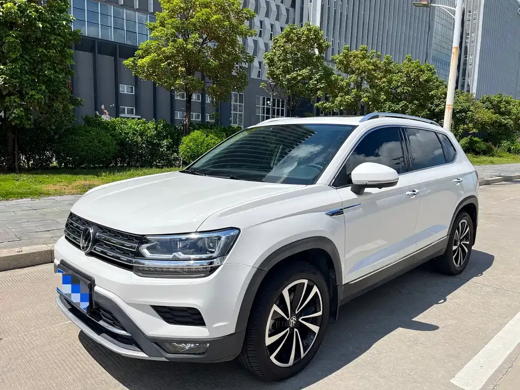 2022 Volkswagen Tharu 330TSI