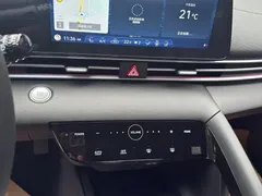 2022 Hyundai Elantra 1.5L CVT 20, чёрный — фото 9