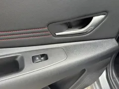 2022 Hyundai Elantra 1.5L CVT 20, чёрный — фото 13