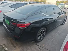2021 Nissan Sylphy 1.6L XL CVT, чёрный — фото 7