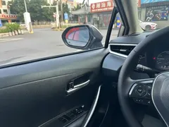 2022 Toyota Corolla 1.8L Hybrid E-CVT — фото 14