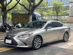 2022 Lexus ES 260 — фото 1