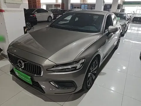 2021 Volvo S60 T4