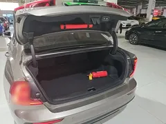 2021 Volvo S60 T4 — фото 19