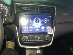 2021 Nissan Tiida 1.6L CVT — фото 13