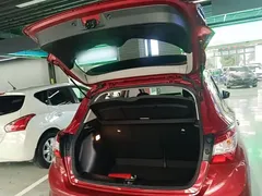 2021 Nissan Tiida 1.6L CVT — фото 19