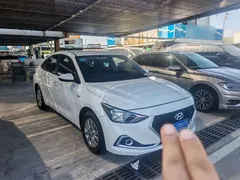 2020 Hyundai Elantra 1.6L GL, белый — фото 24