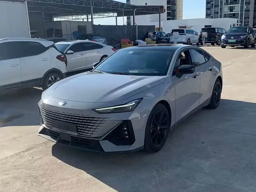 2022 Changan UNI-V 1.5T