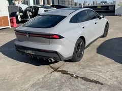2022 Changan UNI-V 1.5T — фото 16