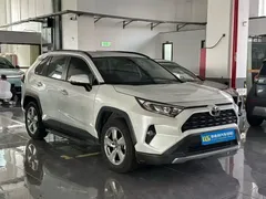 2021 Toyota RAV4 2.0L CVT, белый — фото 3