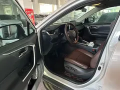 2021 Toyota RAV4 2.0L CVT, белый — фото 7