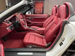 2022 Porsche 718 Boxster 2.0T, белый — фото 3