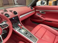 2022 Porsche 718 Boxster 2.0T, белый — фото 7