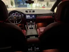 2022 Porsche Cayenne 3.0T, чёрный — фото 14