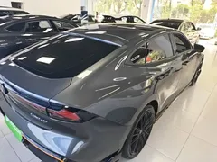 2022 Changan UNI-V 1.5T — фото 7