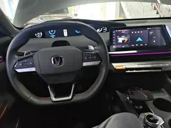 2022 Changan UNI-V 1.5T — фото 10