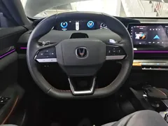 2022 Changan UNI-V 1.5T — фото 11