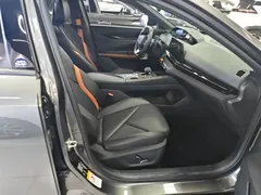 2022 Changan UNI-V 1.5T — фото 25